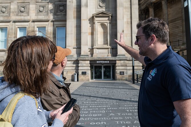 Liverpool: City & Cavern Quarter Walking Tour - St George’s Hall and the Cenotaph: Celebration and Memory Side by Side
