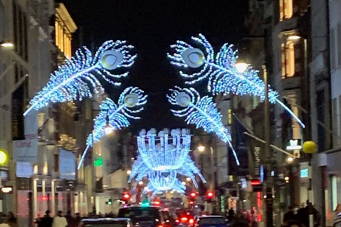 London Bespoke Black Cab Christmas Lights & Sights Private Tour - Stop 5: Belgravia for decorated streets, shops, and hotel displays