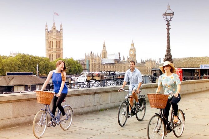 London Bike Tour: Landmarks, Secret Gems, Pub Stop & Street Art - Big Ben and Parliament, seen the practical way