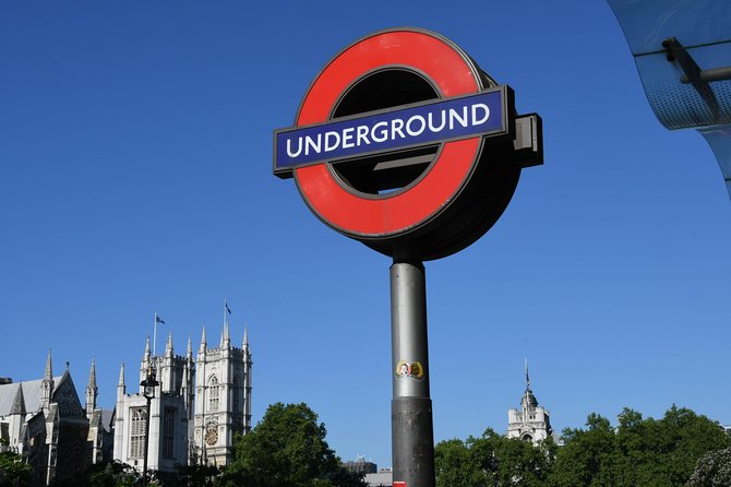 London: Buckingham Palace & Big Ben (& Westminster Abbey entry) - Westminster Abbey: Pre-Booked Entry and a Self-Guided Finish