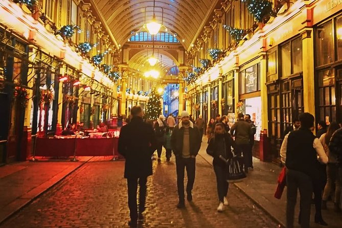 London Christmas Carol & Charles Dickens Small Group Walking Tour - Londons original coffee house vibe, plus the George and Vulture connection