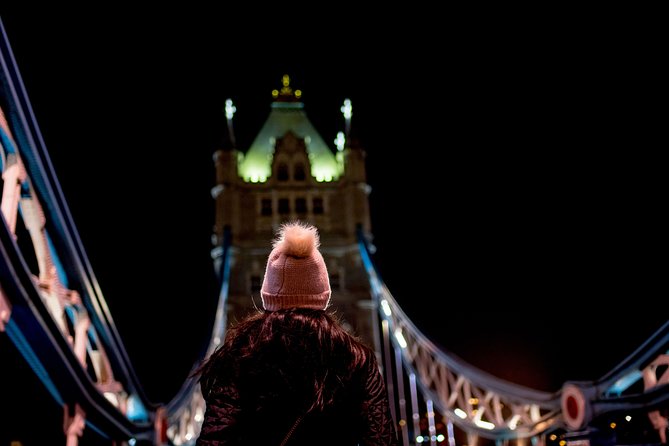 London Christmas Eve Illuminations Guided Tour by Night - London Eye Views Over the Thames