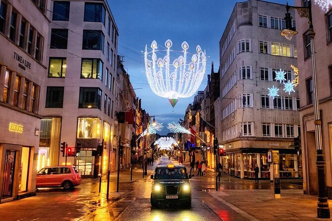 London Christmas Lights Guided Tour by Cab - Timing, pickup, and what 3 hours feels like