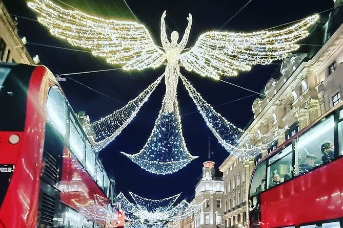 London Christmas Lights Private Guided Taxi Tour - Trafalgar Square and the Norway tree tradition since 1947