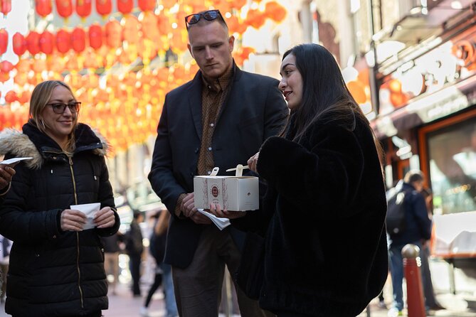 London Food Walking Tour: World Flavours in Soho & Chinatown - Key reasons this Soho and Chinatown food tour is worth your time