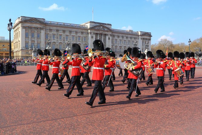 London Full Day Sightseeing Tour with London Eye - Tower of London plus Crown Jewels, and the Attack the Tower option