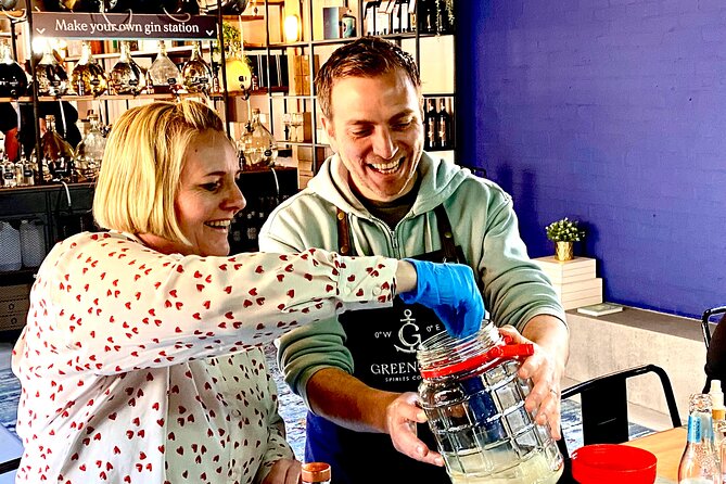 London: Gin Lab - Make your own gin - Bottling Your Bespoke Gin, Labeling It Like a Pro, and Using the Discounts