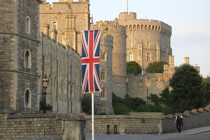 London & Heathrow to Southampton cruise terminals via Windsor Castle - Door-to-door pickup: how the morning really works