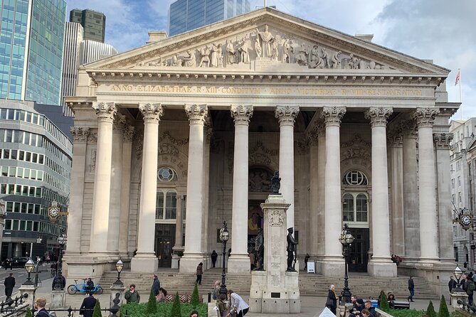 London Highlights Family-Friendly Walking Tour with Top Guide - Buckingham Palace and Changing the Guard: when rain cancels the show