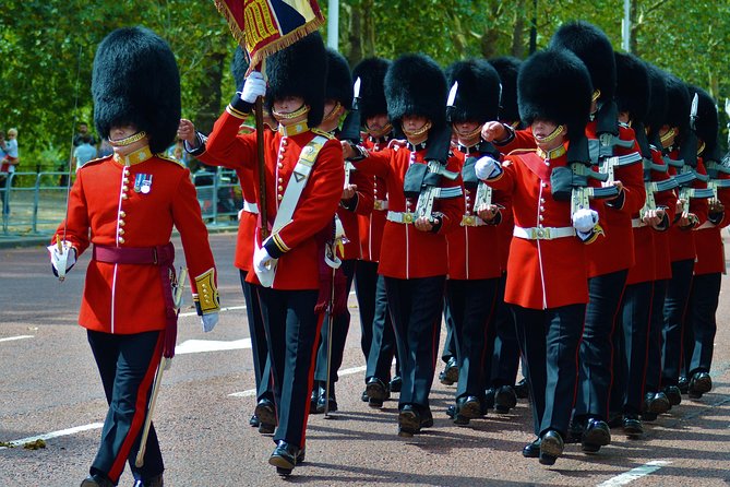 London in One Day: Small Group Walking Tour - See 30+ Sights - Five Hours, 30+ Landmarks on Foot: The real value of this London day