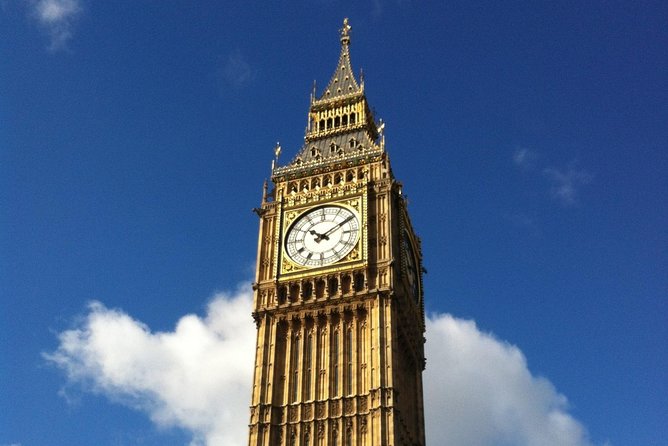 London in One Day: Small Group Walking Tour - See 30+ Sights - Westminster Abbey and Parliament: the British power center, explained