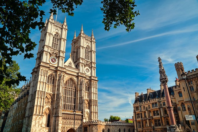 London In One Day Tour with River Cruise & London Eye Option - Westminster and the Thames: how the coach views set up the river cruise
