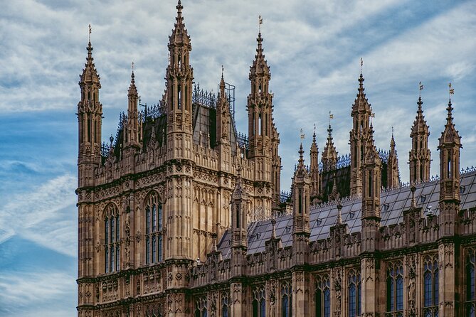 London: Landmarks Walking Tour & Harry Potter Walking Tour - Royal warrants, royal arcades, and Regent Street’s name origin