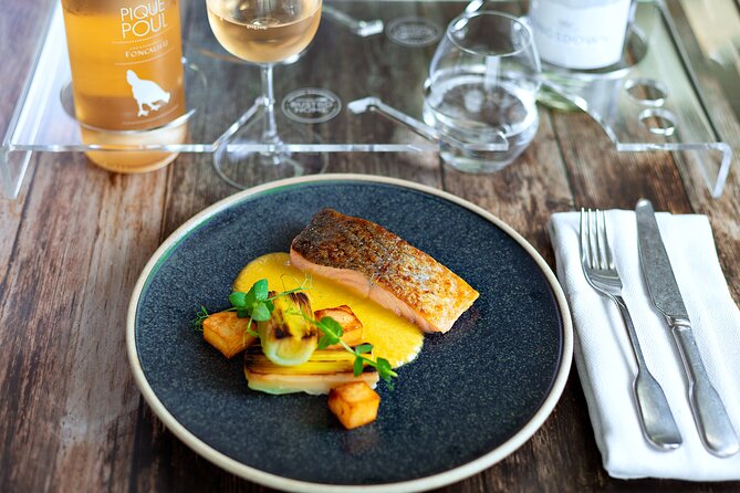 London Luxury Dinner Experience with Panoramic City Views - Tower Bridge and the Tower of London, plus that skyline wow factor