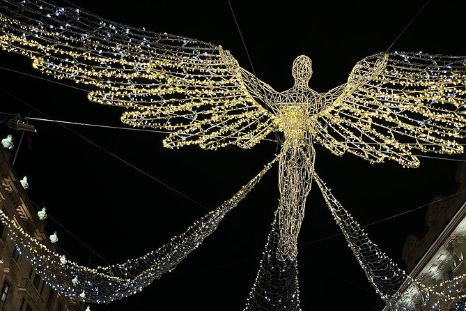 London Magical Christmas Walking Tour with Guide - A church stop that gives Advent season context