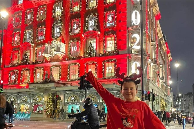 London Private Christmas Lights Taxi Tour with Pick Up - How a private Christmas lights taxi tour actually feels