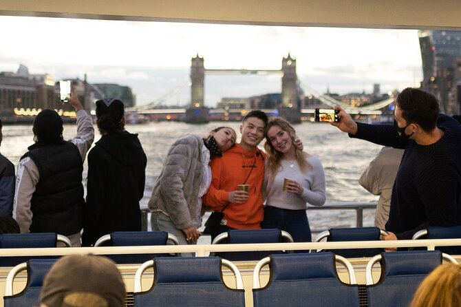 London Roundtrip Thames Cruise Uber Boat by Thames Clippers - Comfort on Board: Indoors, Covered Outdoor Space, and Real Timing