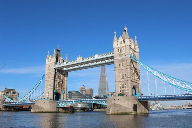 London’s Family-friendly Routemaster Bus Tour with Live Guide - It’s Family-Friendly, Especially When the Guide Works the Room