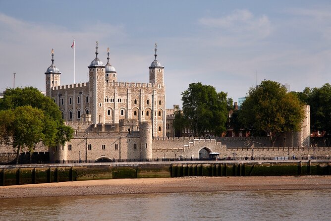 London’s Family-friendly Routemaster Bus Tour with Live Guide - Price and Value for a One-Hour London Icon Tour