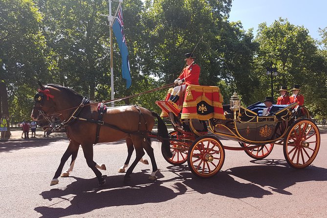 London's Palaces & Parliament Tour (See Over 20+ London Top Sights) - Changing of the Guard: The Big Moment (Select Days, 10 AM)