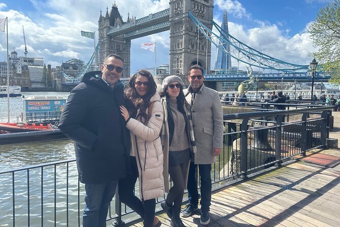 London Sightseeing Private Black Cab Tour with Hotel Pick Up - The stops are short, so the guide matters more than you think