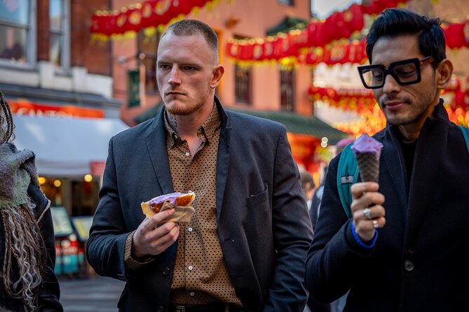 London: Soho & Chinatown Food Walking Tour with Tastings - Small-group guides like Niaomi and Saad make the difference