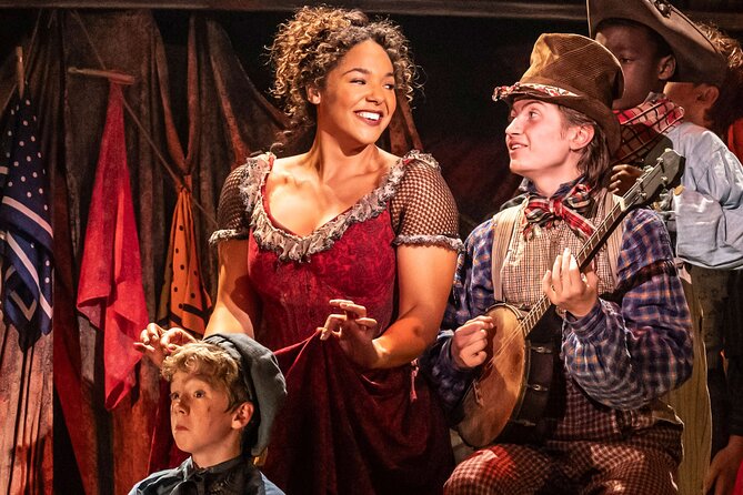 London Theatre: Oliver! - Who this show suits best: families, couples, and first-timers
