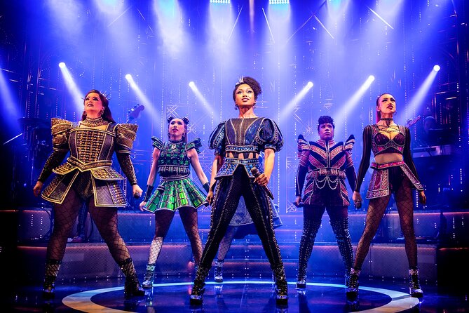 London Theatre: SIX The Musical - SIX in London, What the Show Feels Like From Your Seat