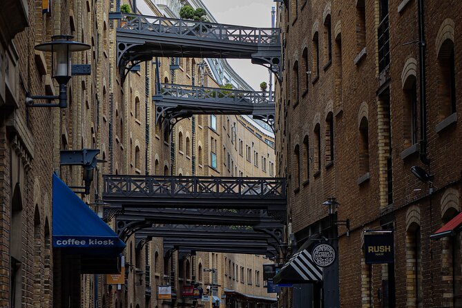 London through the lens: Iconic photo spots, hidden gems & food. - Price and value: $122.31 per person for a guided photo result