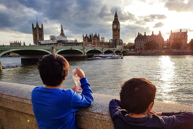 London Tootbus Kids Tour with Bespoke Live Guided Commentary - Palace of Westminster: Parliament for kids without the overwhelm