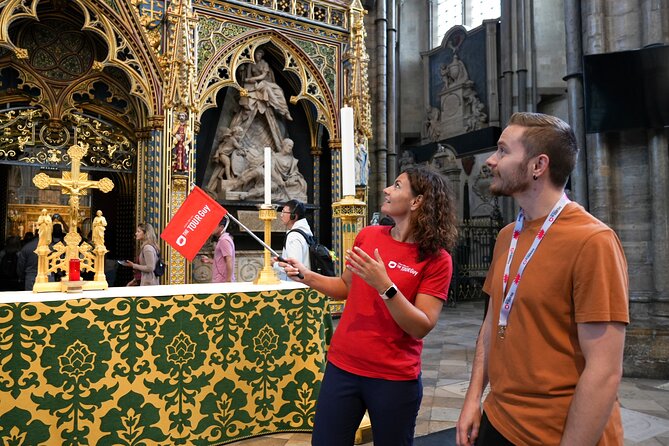 London Tour: Changing of the Guard, Westminster Abbey & Tower - Buckingham Palace and the Changing of the Guard, best viewing without the guesswork