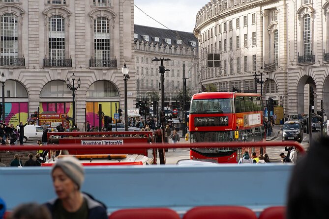 London Tour Hop-on Hop-off Bus with Optional Thames River cruise - Buckingham Palace, Hyde Park, Marble Arch: The Royal-to-Green Transition