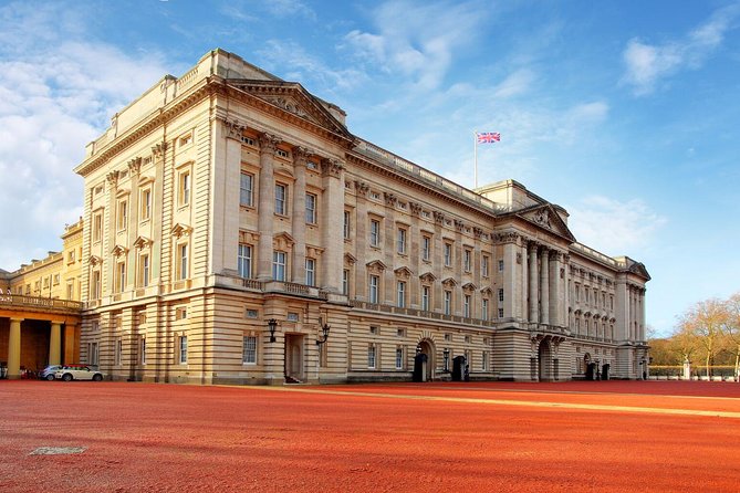 London Vintage Bus Tour Including River Thames Cruise with Optional Lunch - Comfort and Practical Tips for Open-Top Days