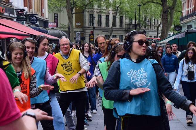 London West End Musical Silent Disco Walking Tour Top 1% Rated - How the headphones, guide voice, and singalongs work