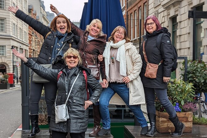 LONDON Westminster Private Walking Tour fully flexible - Buckingham Palace Views, Victoria Monument Up Close, and the Little Details