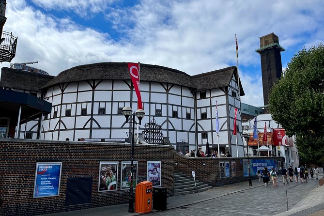 London Witches and History Walking Tour - Clink Street and the Clink Prison Museum Exterior