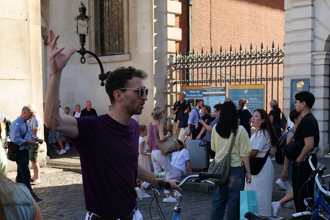 Love London Bike Tour - Guides, Safety, and Keeping the Group Together