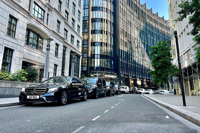 Luxury Private Chauffeur to Harry Potter Studio Tour (6 hours) - Why a private chauffeur beats public transport for this day