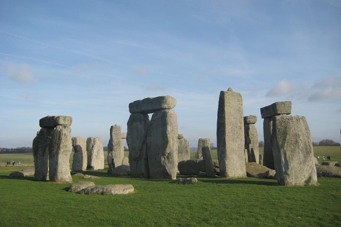 Luxury Private Vehicle Day Hire from & to London via Stonehenge & Windsor Castle - COVID Safety and How the Day Feels in Practice