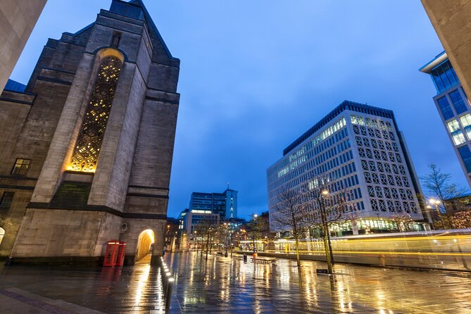 Manchester Haunt Quest: Solve the Mystery of the Pusher - Manchester Cathedral: A Royal Charter and Unanswered Origins