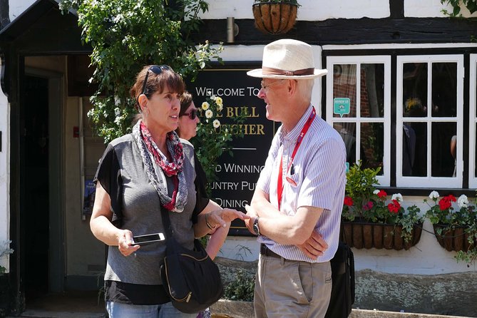 Midsomer Murders Tour from London - The mini coach and the guide: how the pacing stays fun