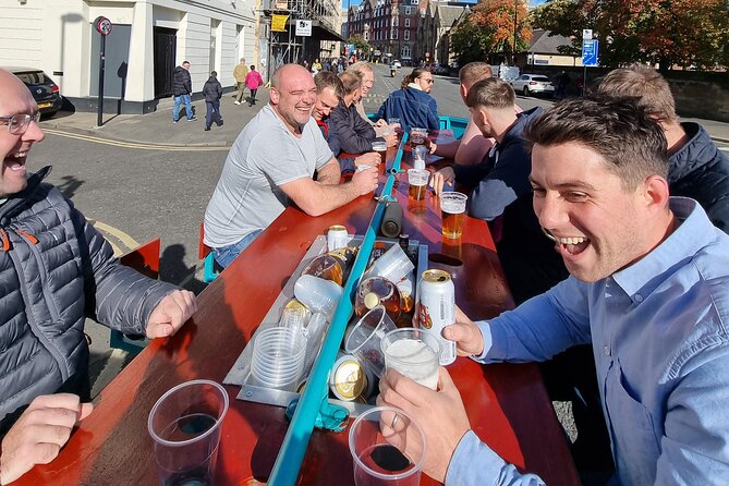 Newcastle beer or prosecco bike tour - Newcastle on a private party bike, the basic idea