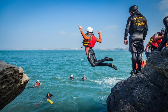 Newquay Coasteering x Cornish Wave | Original Since 2012 - Guides Make the Difference Between Brave and Scared