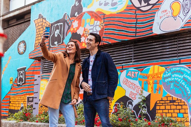 Off the Beaten Track in London: Private Shoreditch Tour - A Shoreditch walk that trades bus stops for real corners