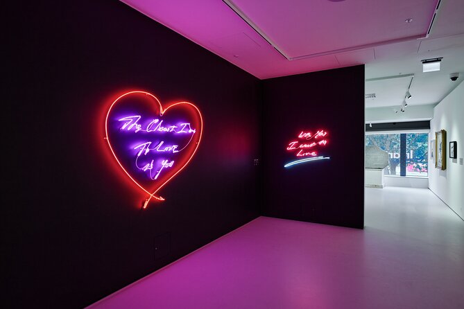 Official tickets: Moco Modern & Contemporary Art Museum - Robbie Williams Pride and Self-Prejudice: pop star, mental health, and new work