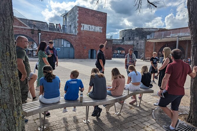 Old Portsmouth Historical Walking Tour - an infernal den of Diabolical Demons - What this devil-themed walk feels like in real life