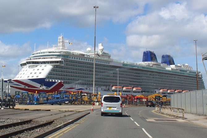 One Way or Round Trip Private Transfer from London to Southampton Cruise Port - One-way versus round trip, plus what you can do with Heathrow