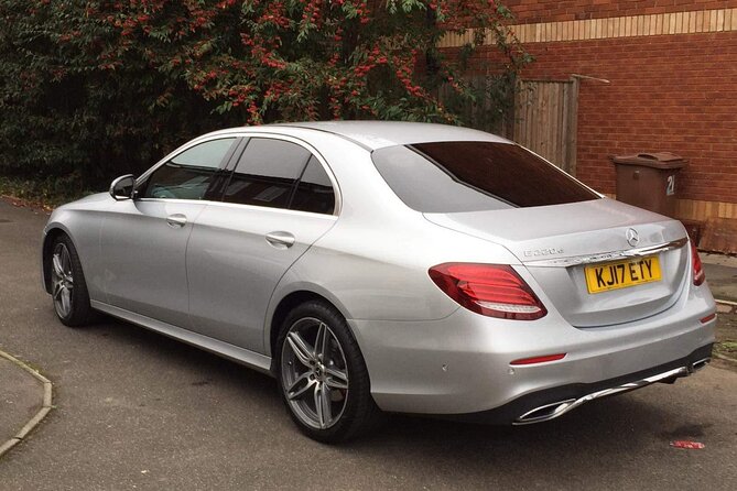 One Way Taxi Transfer from Gatwick Airport to London - The Real Value: Less Stress Getting Into London