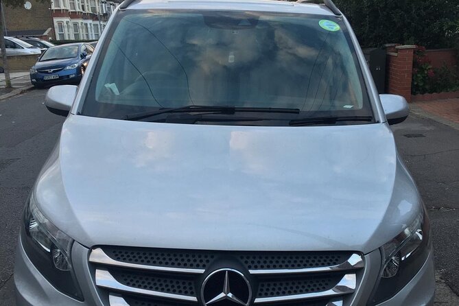 One Way Taxi Transfer from Heathrow Airport to Gatwick Airport - Price and Value: How $192.69 Often Makes Sense