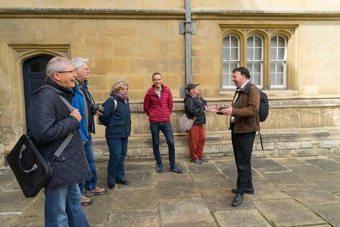 Oxford City & University Walking PRIVATE GROUPS Tour - Harry Potter and famous alumni stops, plus the stories that make the buildings stick